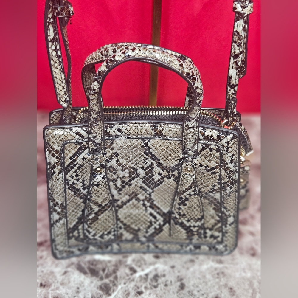 NWOT Zaba Snakeskin Patterned Mini Handbag Tote Crossbody Bag - Picture 3 of 6
